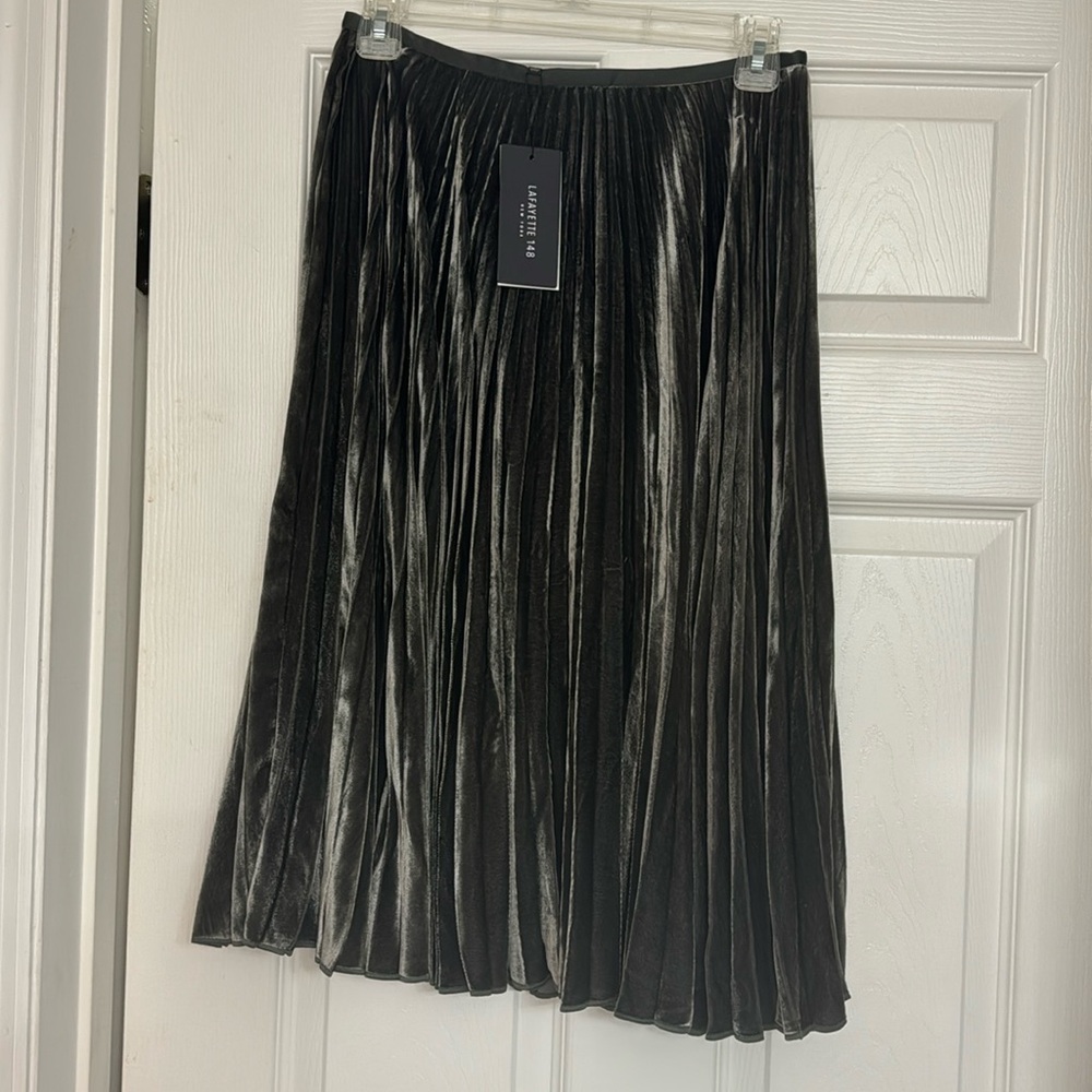 Lafayette 148 New York Pleated Velvet Skirt Size 0